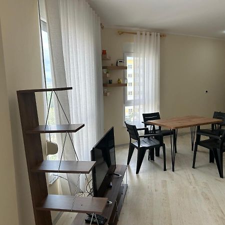 Apartment In Qerret Golem  Exteriör bild