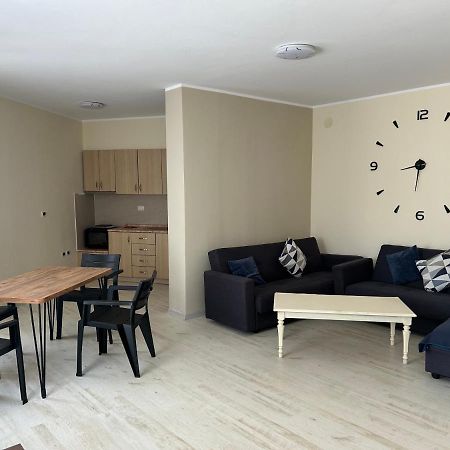 Apartment In Qerret Golem  Exteriör bild