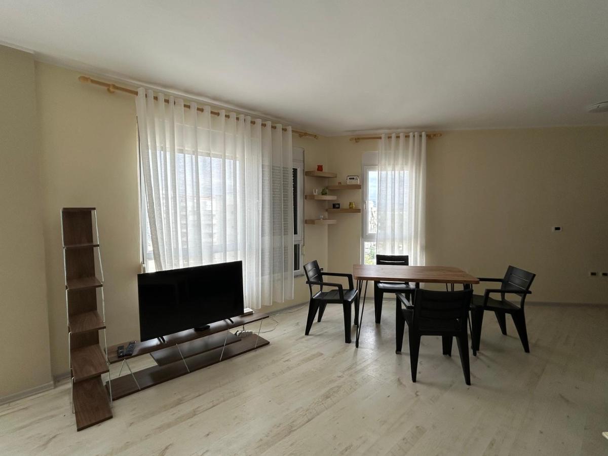 Apartment In Qerret Golem  Exteriör bild
